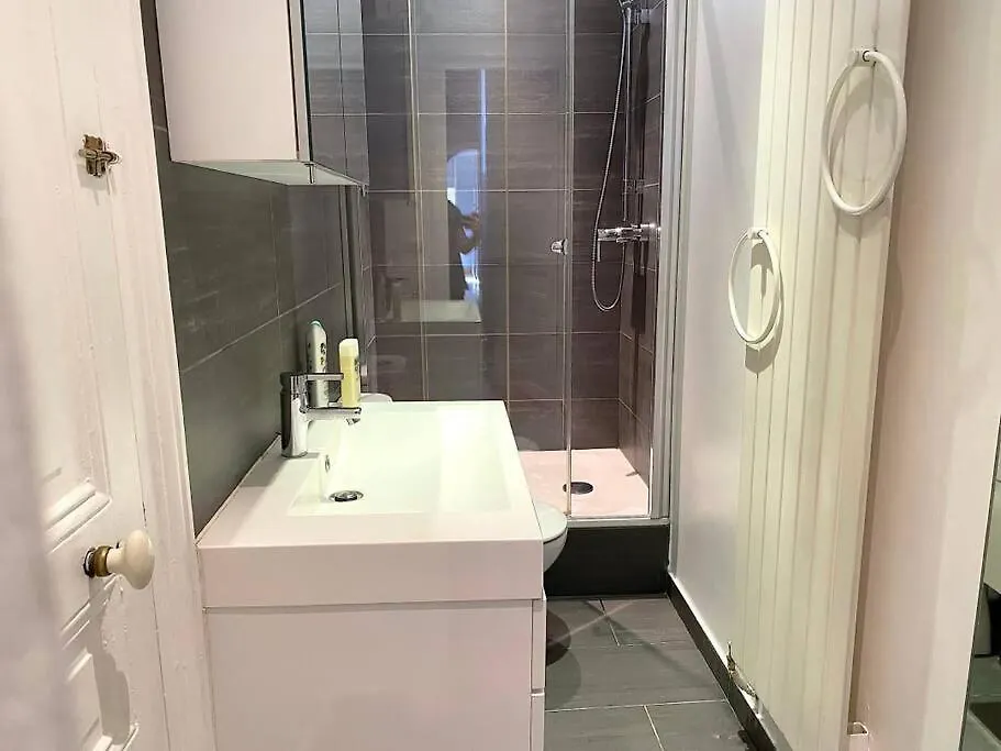 Mytripinparis - Large And Sunbathed 1Br - Close To The Eiffel Tower Paris