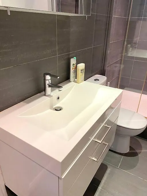 Apartment Mytripinparis - Large And Sunbathed 1Br - Close To The Eiffel Tower