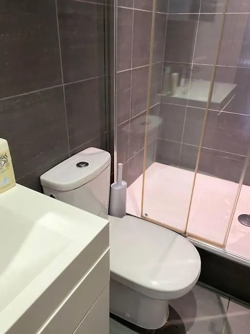 Mytripinparis - Large And Sunbathed 1Br - Close To The Eiffel Tower 0*, Paris