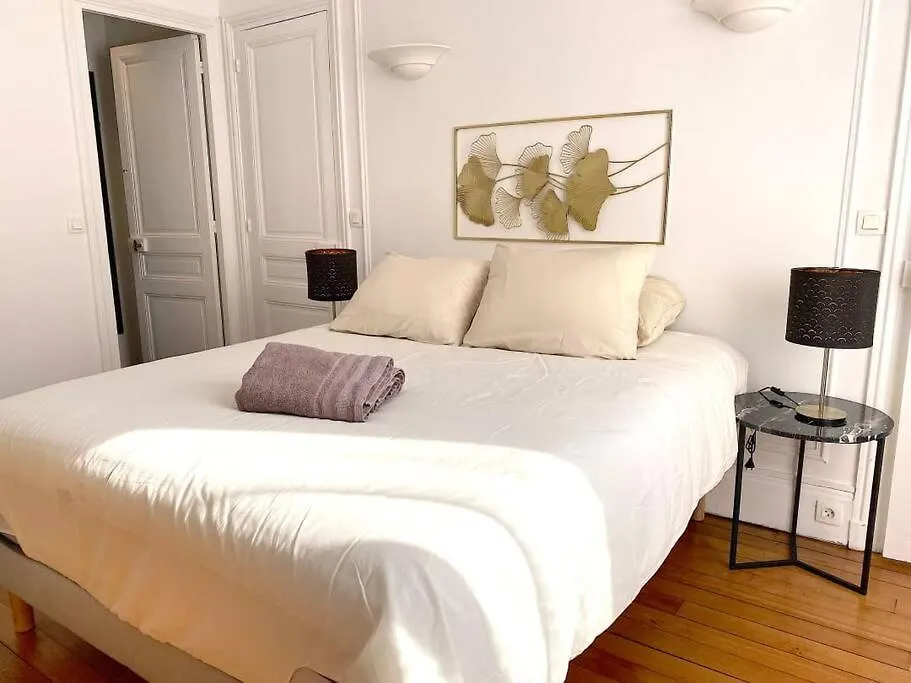 Apartment Mytripinparis - Large And Sunbathed 1Br - Close To The Eiffel Tower